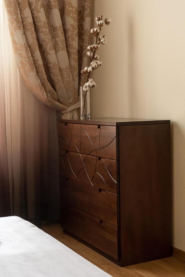 Comfort Apartment Lviv Bagian luar foto
